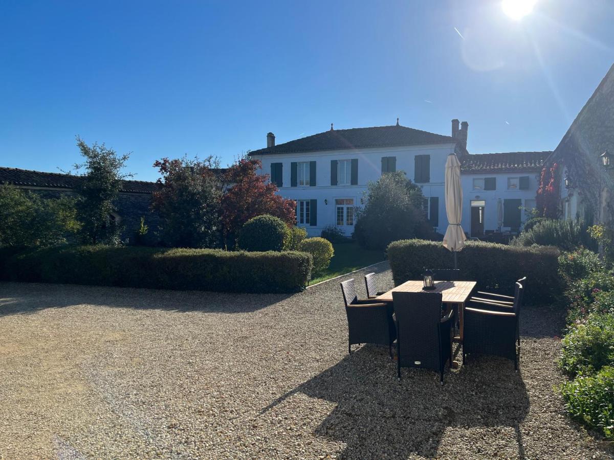 Villa 1854 Chassors Extérieur photo